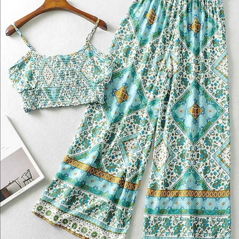 Boho Printed Two Piece Set - Picture 4 of 6
